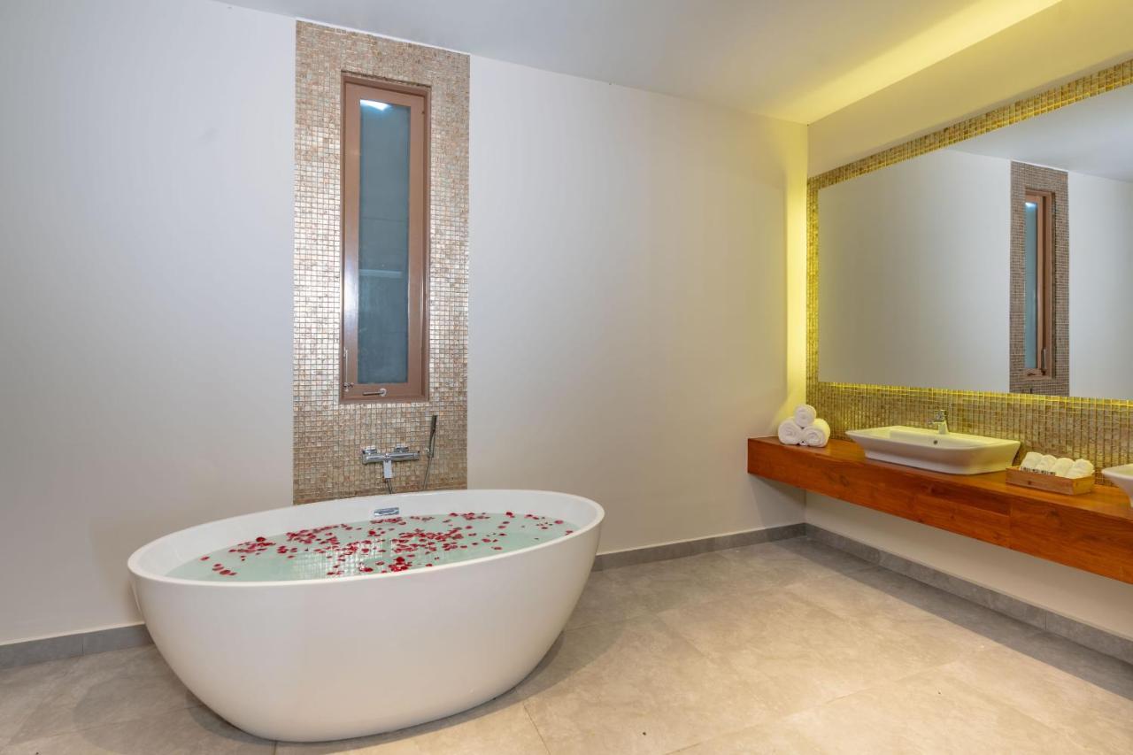 Aprota Villas Arugambay Arugam Bay Esterno foto